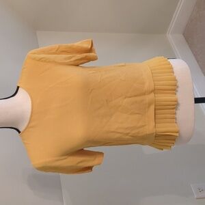 Yellow short sleeve blouse, Size XS